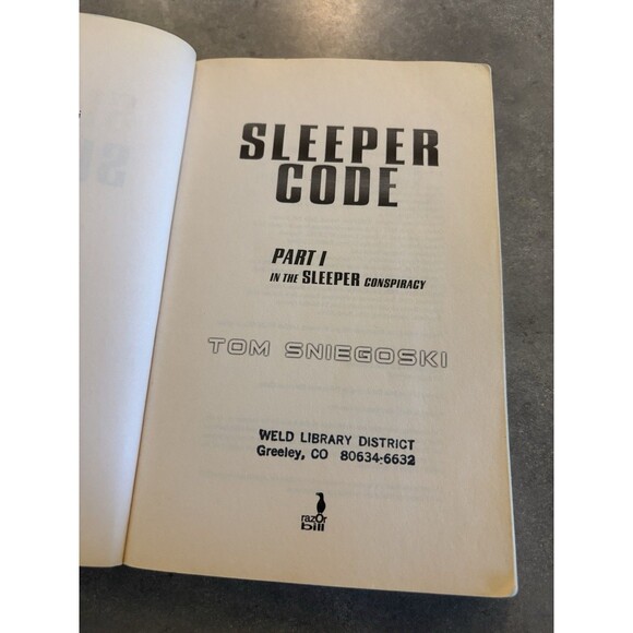 Sleeper Code (Part 1 in the Sleeper Conspiracy) - Paperback 2006 Good - Picture 4 of 5